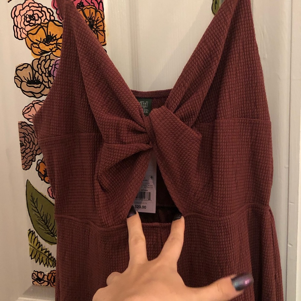 Keyhole Romper - Picture 2 of 3